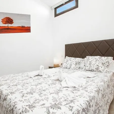 Βίλα Playa Blanca Sleeps 10 With Pool Air Con And Wifi Πλάγια Μπλάνκα
